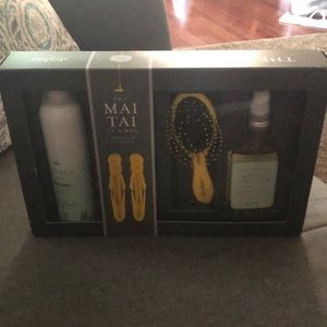 Drybar Mai Tai in a box